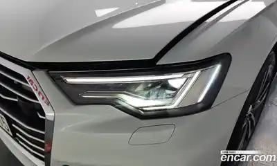 Audi A6 2022 2.0 автомат (гидро), миниатюра 7