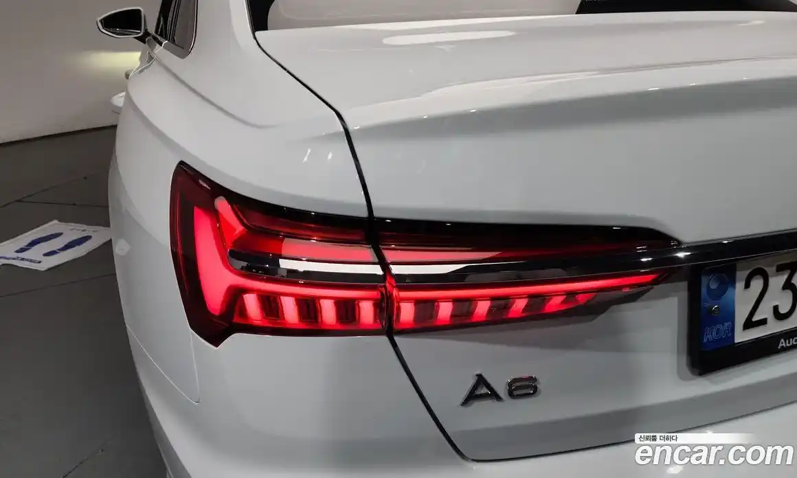 Audi A6 2022 2.0 автомат (гидро), фото 8