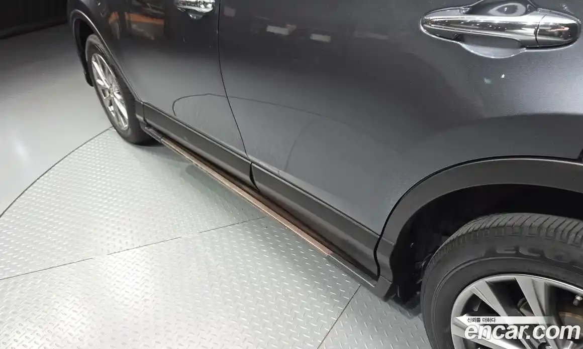 Toyota RAV4 2018 2.5 автомат (гидро), фото 28 Toyota RAV4 2018 2.5 автомат (гидро), фото 28