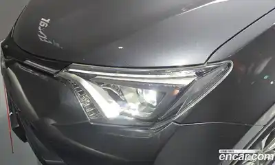 Toyota RAV4 2018 2.5 автомат (гидро), миниатюра 8 Toyota RAV4 2018 2.5 автомат (гидро), миниатюра 8