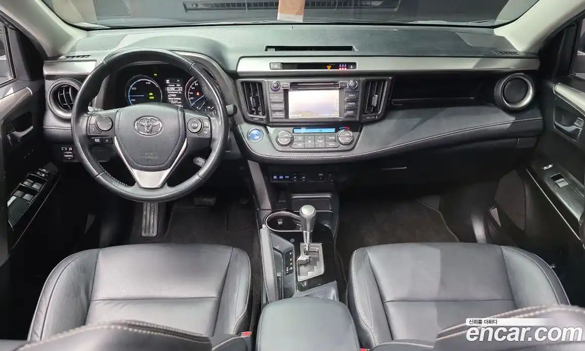 Toyota RAV4 2018 2.5 автомат (гидро), фото 10 Toyota RAV4 2018 2.5 автомат (гидро), фото 10