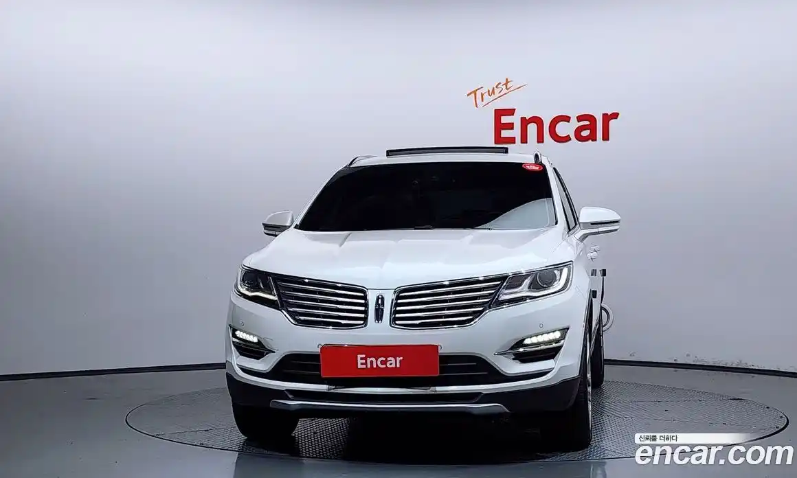 Lincoln MKC 2017 2.0 автомат (гидро), фото 3 Lincoln MKC 2017 2.0 автомат (гидро), фото 3