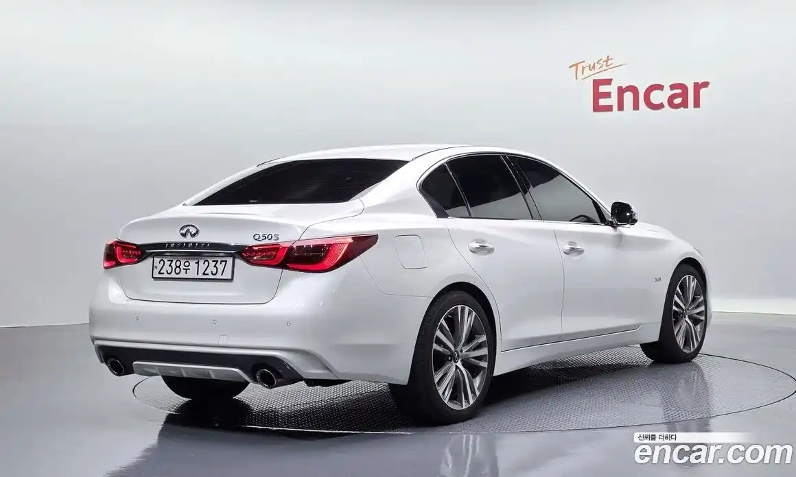 Infiniti Q50 2020 3.0 автомат (гидро), фото 2 Infiniti Q50 2020 3.0 автомат (гидро), фото 2
