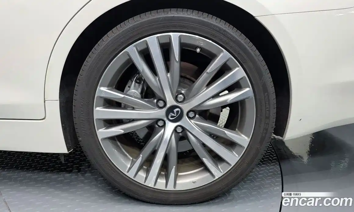 Infiniti Q50 2020 3.0 автомат (гидро), фото 7 Infiniti Q50 2020 3.0 автомат (гидро), фото 7