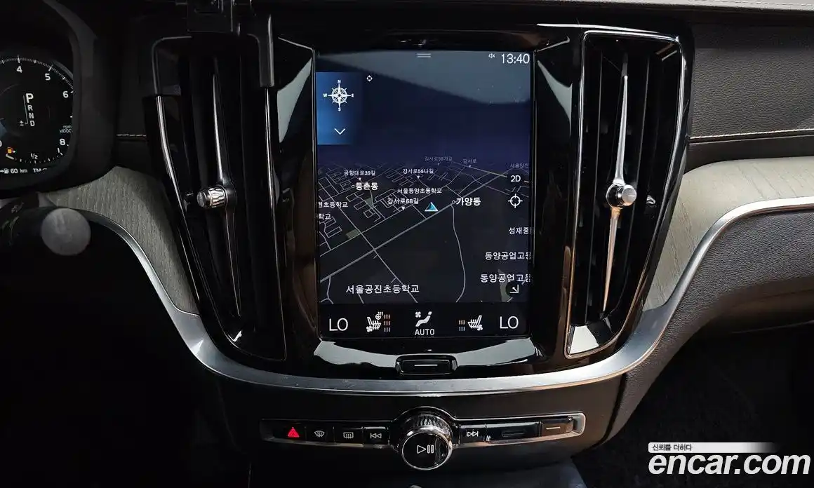 Volvo S60 2019 2.0 автомат (гидро), фото 14