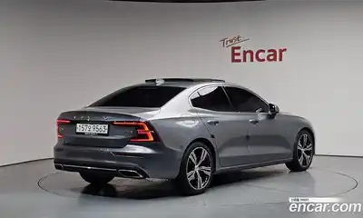 Volvo S60 2019 2.0 автомат (гидро), миниатюра 2