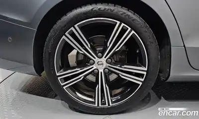 Volvo S60 2019 2.0 автомат (гидро), миниатюра 5