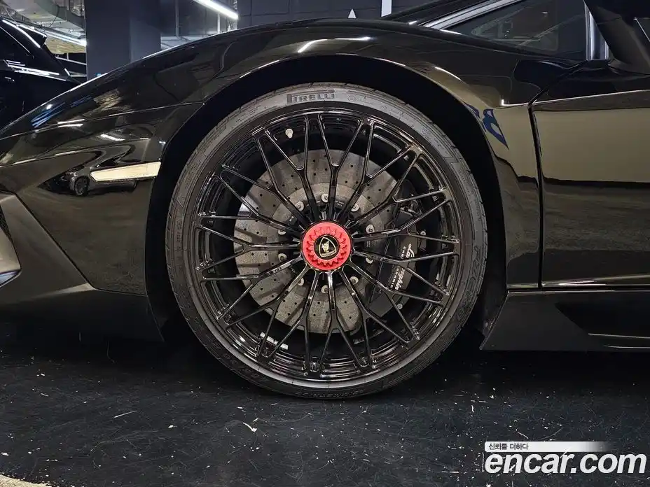 Lamborghini Aventador 2017 6.5 автомат (гидро), фото 7 Lamborghini Aventador 2017 6.5 автомат (гидро), фото 7