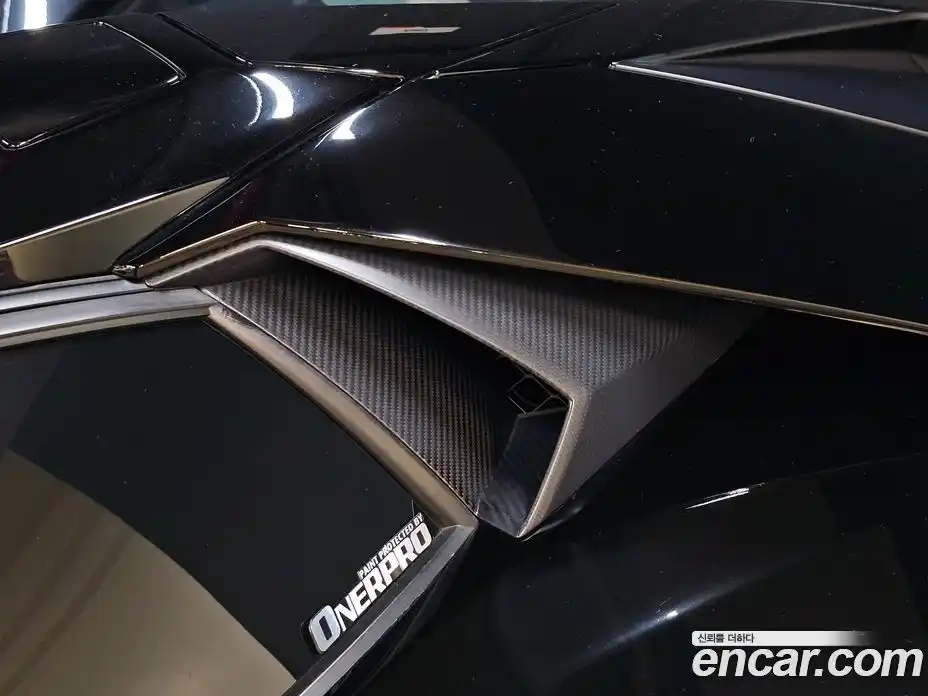 Lamborghini Aventador 2017 6.5 автомат (гидро), фото 8 Lamborghini Aventador 2017 6.5 автомат (гидро), фото 8