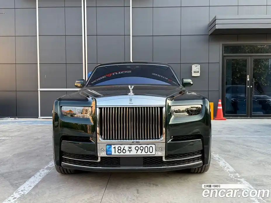 Rolls-Royce Phantom 2023 6.7 автомат (гидро), фото 3 Rolls-Royce Phantom 2023 6.7 автомат (гидро), фото 3
