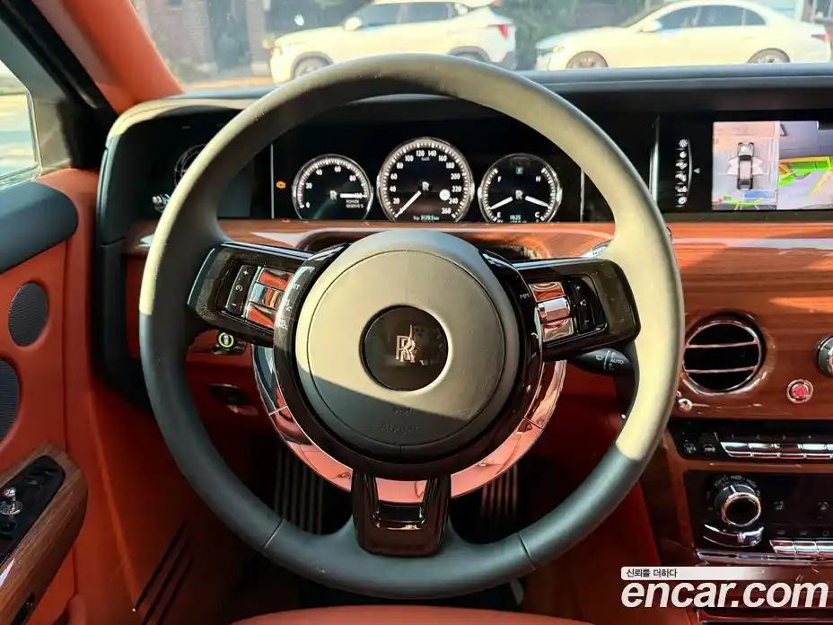 Rolls-Royce Phantom 2023 6.7 автомат (гидро), фото 8 Rolls-Royce Phantom 2023 6.7 автомат (гидро), фото 8