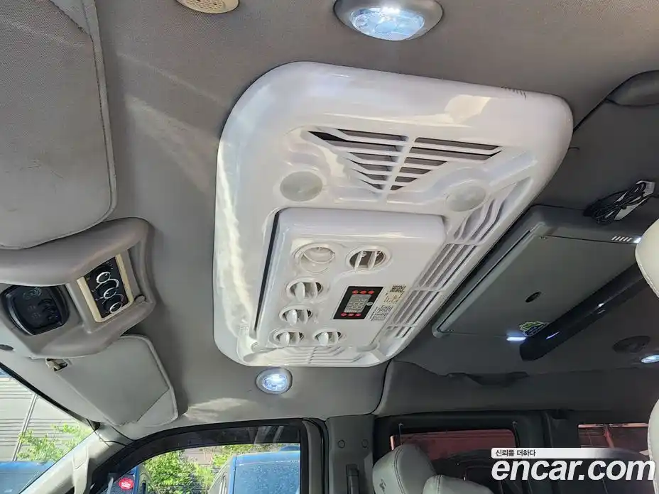 Chevrolet Express Van 2019 6.0 автомат (гидро), фото 13