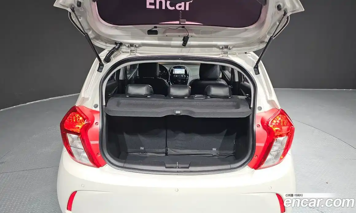 Chevrolet Spark 2016 1.0 автомат (робот), фото 20