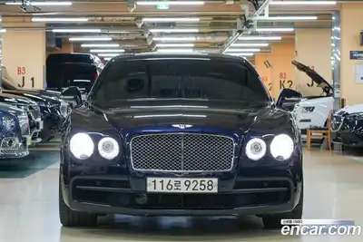Bentley Flying Spur, 2015, 56 950 км