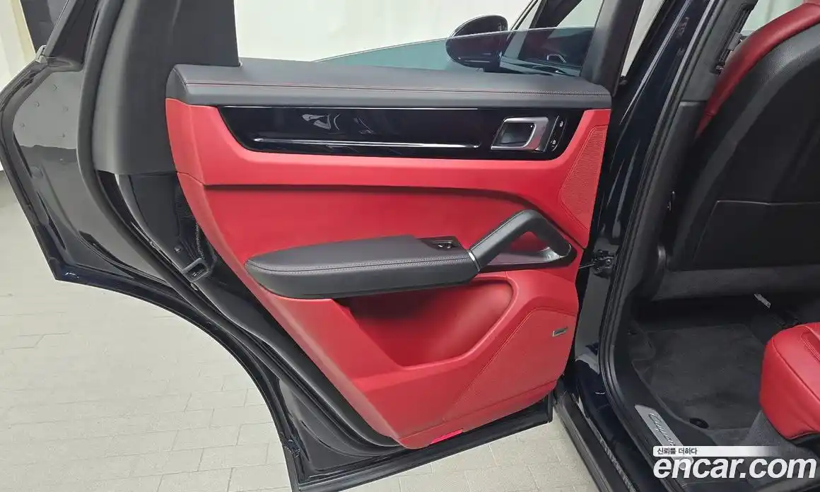 Porsche Cayenne 2021 4.0 автомат (гидро), фото 15
