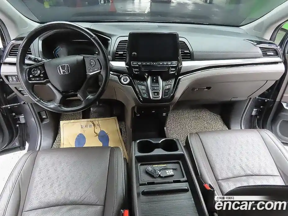 Honda Odyssey 2021 3.5 автомат (гидро), фото 11