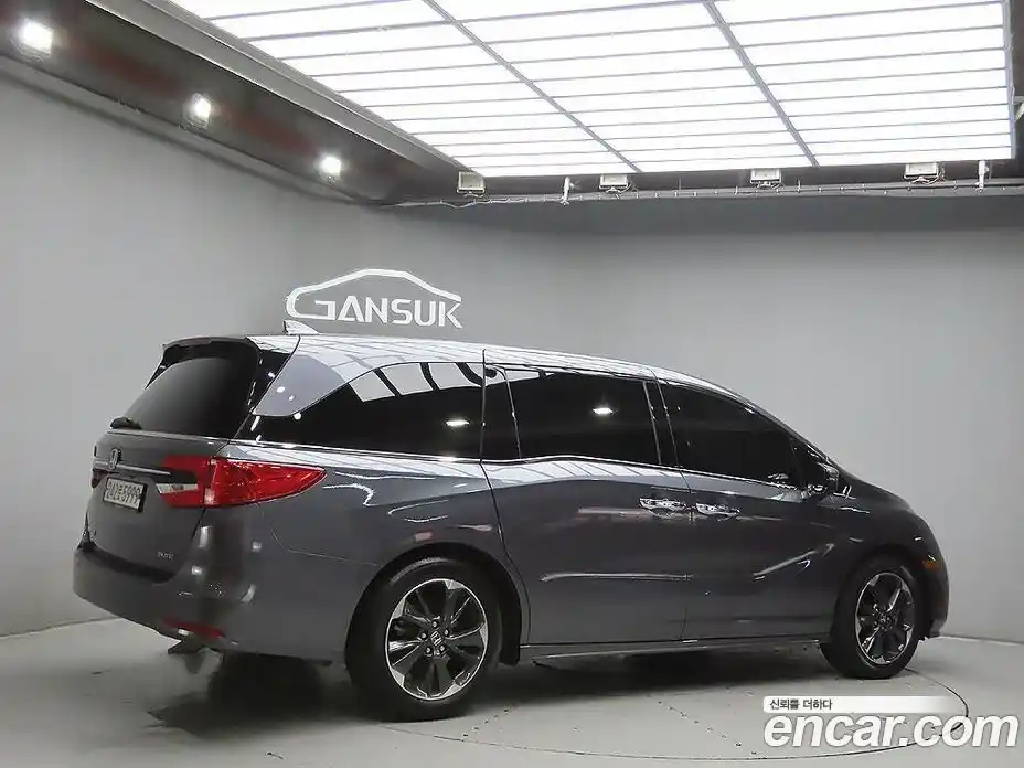 Honda Odyssey 2021 3.5 автомат (гидро), фото 4