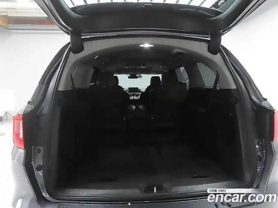 Honda Odyssey 2021 3.5 автомат (гидро), фото 9