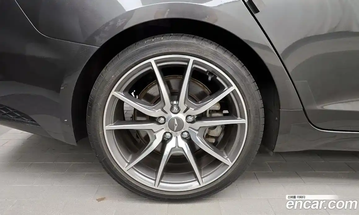 Genesis G70 2022 3.3 автомат (гидро), фото 5