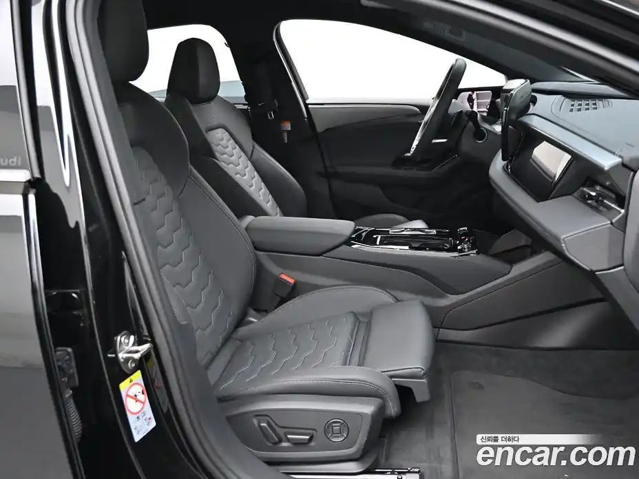 Audi A6 e-tron 2025 0.2 автомат (гидро), фото 10