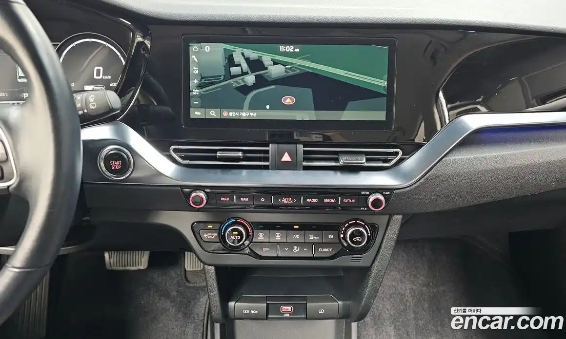 Kia Niro 2023 0.2 автомат (гидро), фото 18
