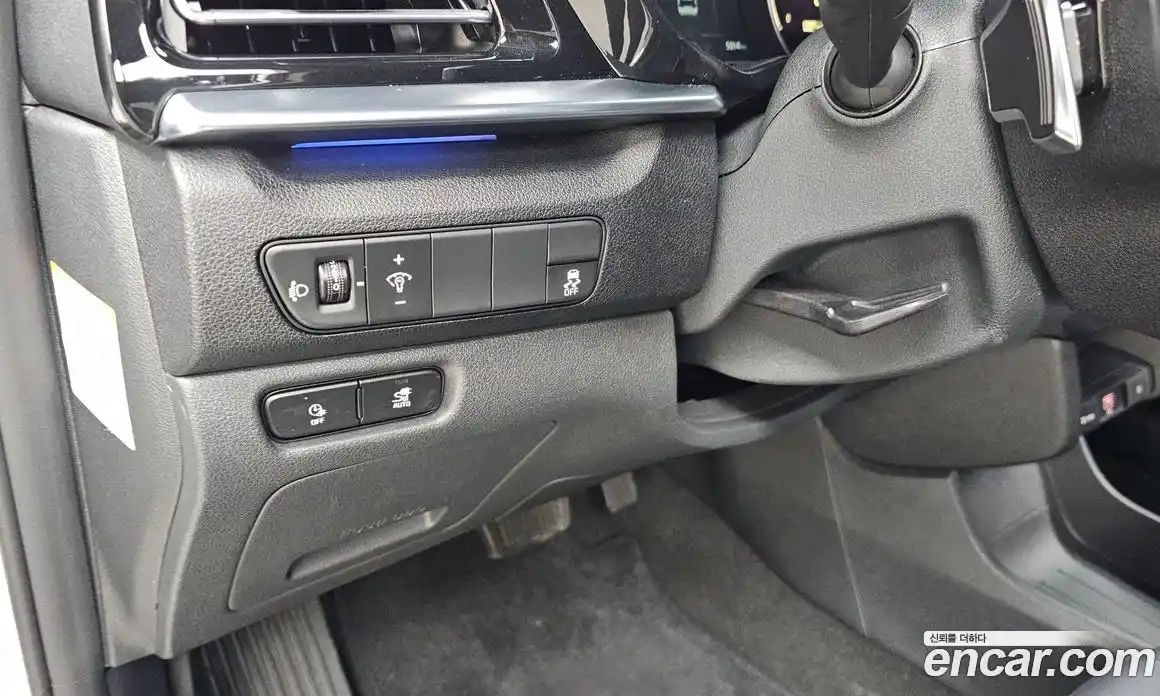 Kia Niro 2023 0.2 автомат (гидро), фото 23