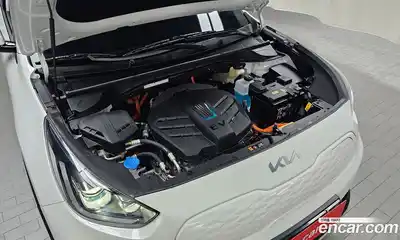 Kia Niro 2023 0.2 автомат (гидро), миниатюра 6