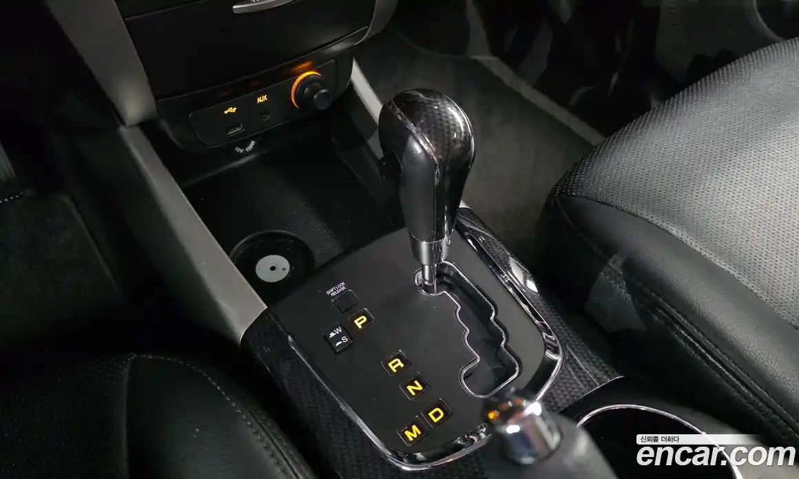 SsangYong Korando 2013 2.0 автомат (гидро), фото 12