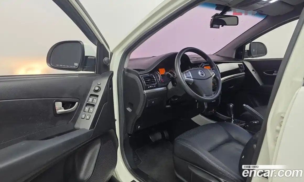 SsangYong Korando 2013 2.0 автомат (гидро), фото 13