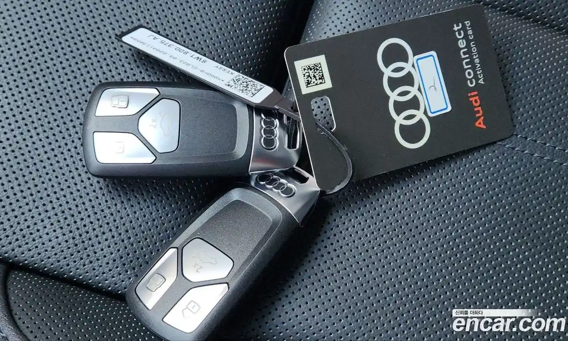 Audi A4 2023 2.0 автомат (гидро), фото 16