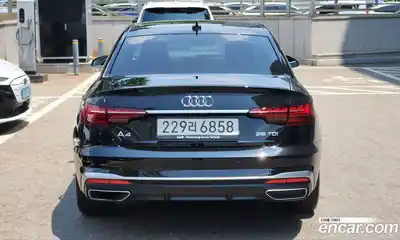 Audi A4 2023 2.0 автомат (гидро), миниатюра 4