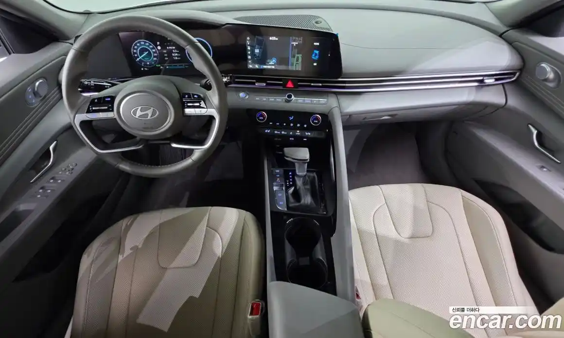 Hyundai Avante 2024 1.6 автомат (гидро), фото 10