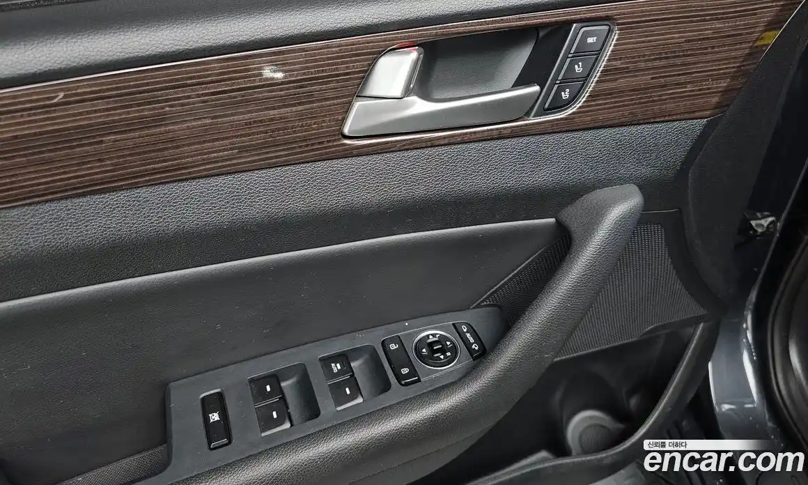 Hyundai Sonata 2018 2.0 автомат (гидро), фото 17