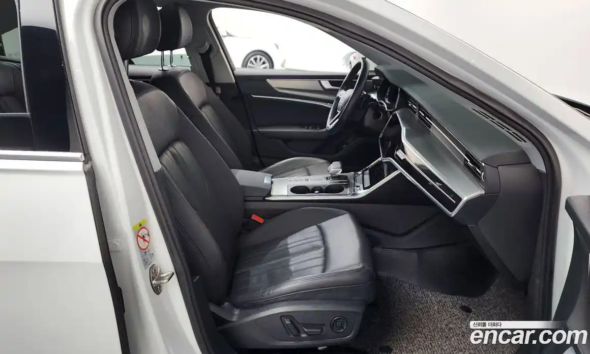 Audi A6 2021 2.0 автомат (гидро), фото 16