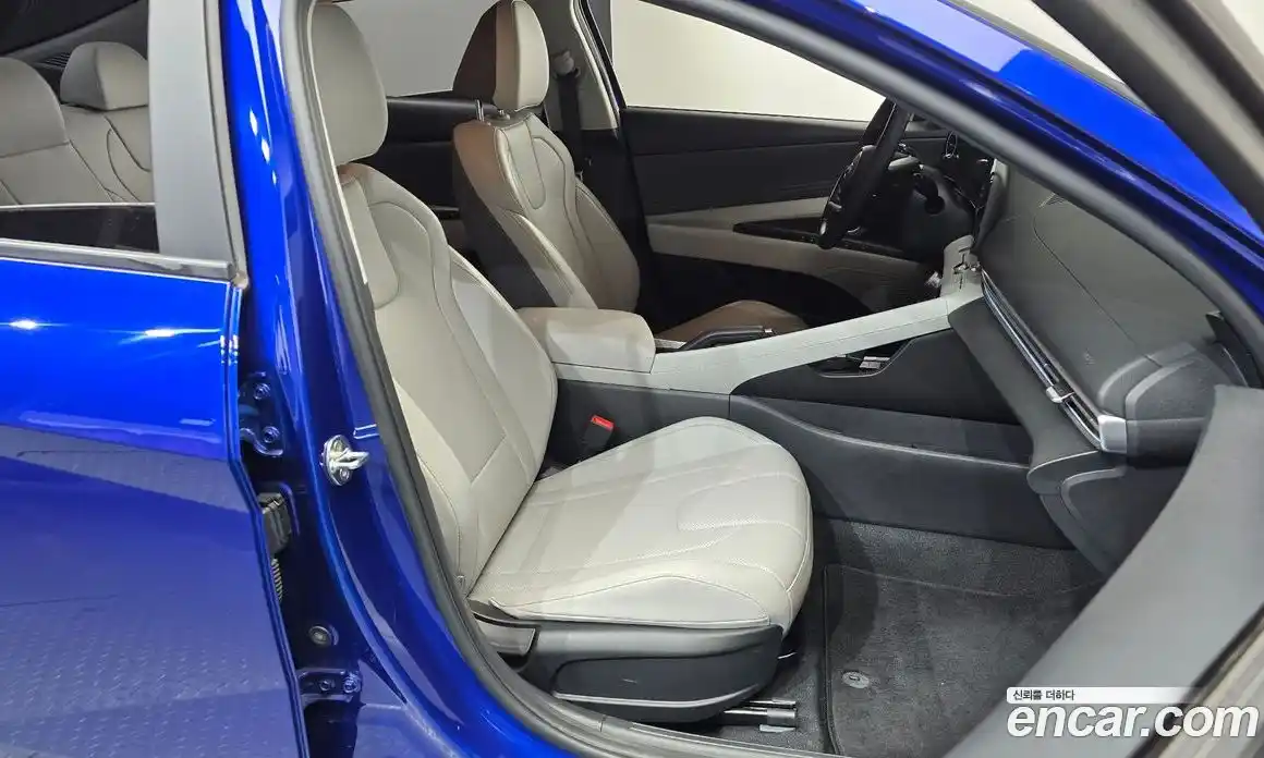 Hyundai Avante 2021 1.6 автомат (гидро), фото 15