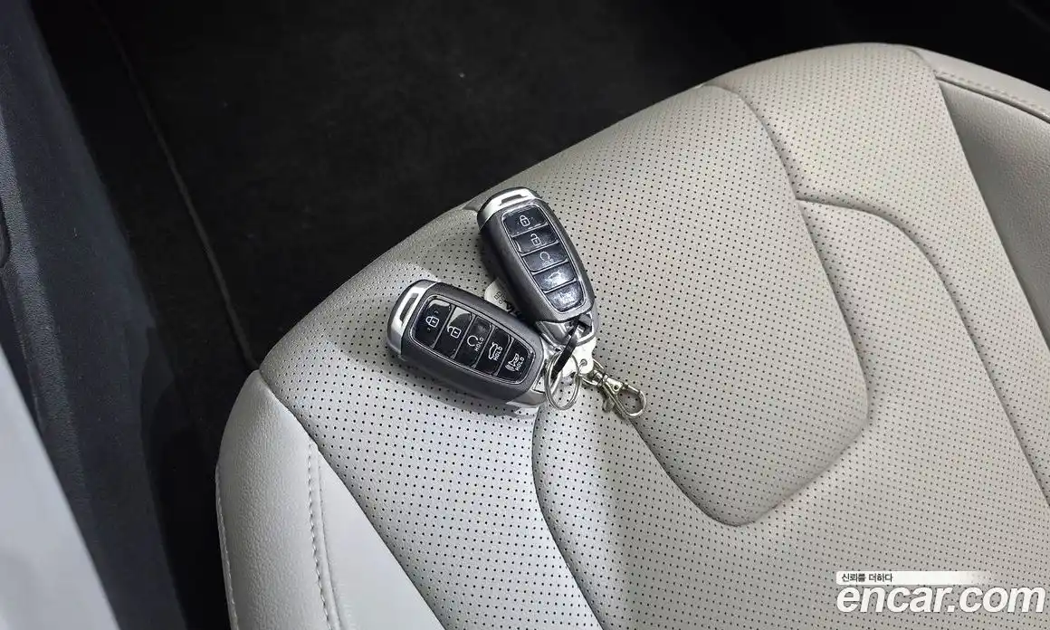 Hyundai Avante 2021 1.6 автомат (гидро), фото 20