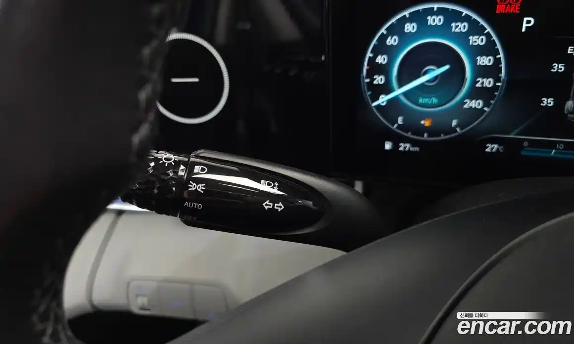 Hyundai Avante 2021 1.6 автомат (гидро), фото 27