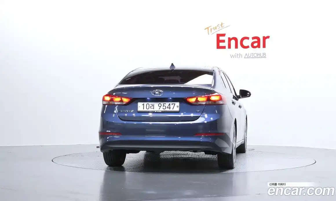 Hyundai Avante 2017 1.6 автомат (гидро), фото 4