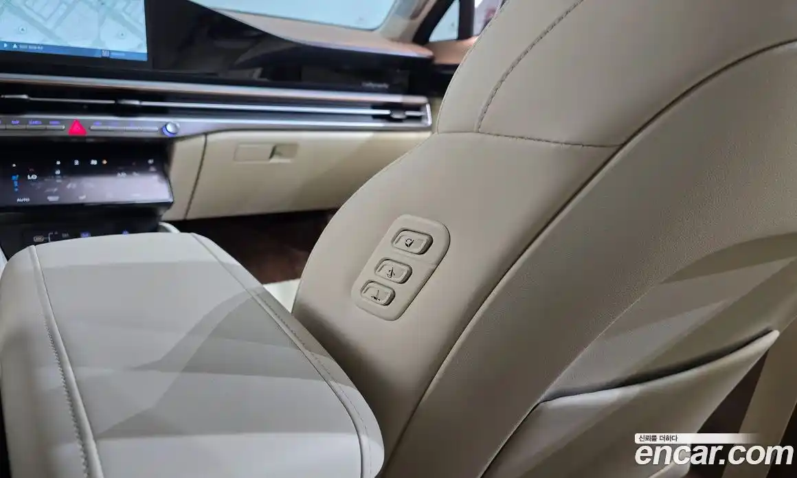 Hyundai Grandeur 2023 1.6 автомат (гидро), фото 20
