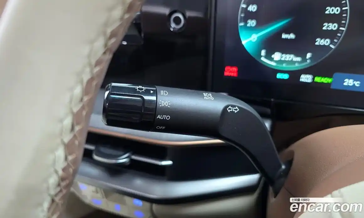 Hyundai Grandeur 2023 1.6 автомат (гидро), фото 27