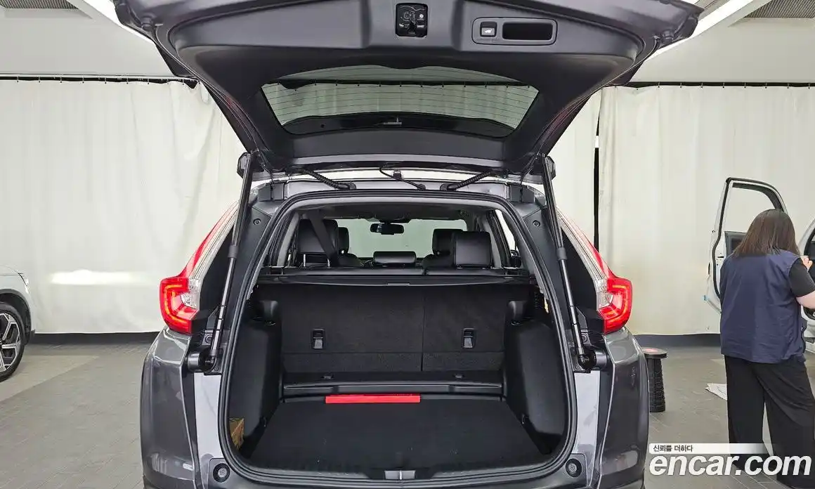 Honda CR-V 2019 1.5 автомат (гидро), фото 20