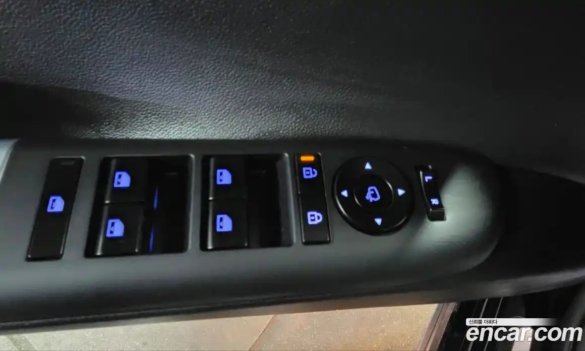 Hyundai Grandeur 2023 2.5 автомат (гидро), фото 9