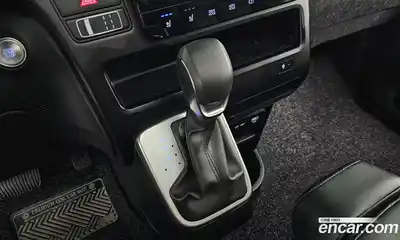 Hyundai Staria 2025 1.6 автомат (гидро), миниатюра 12