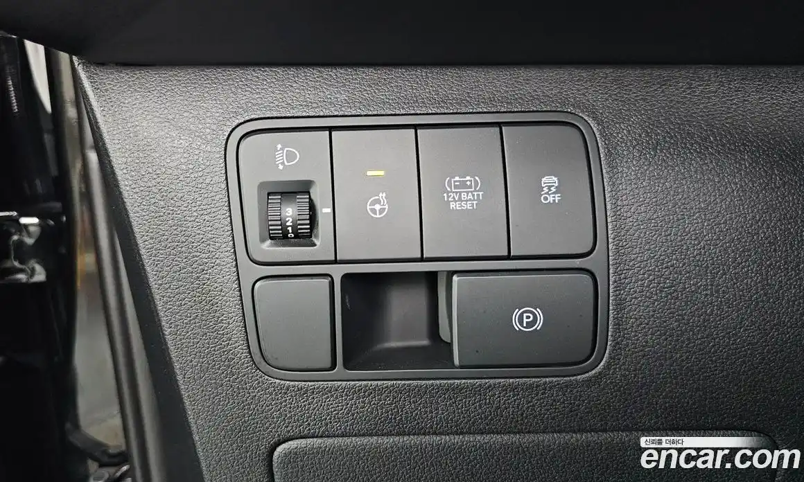 Hyundai Staria 2025 1.6 автомат (гидро), фото 29