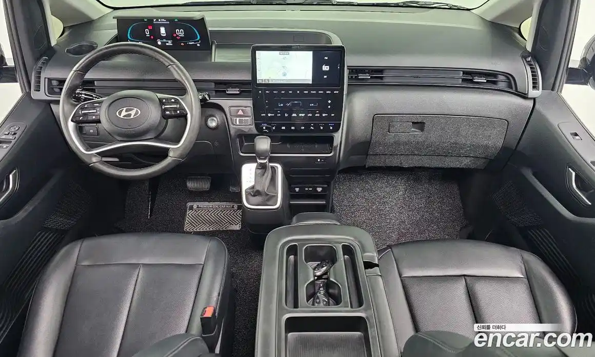 Hyundai Staria 2025 1.6 автомат (гидро), фото 10