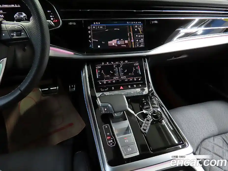 Audi Q8 2025 3.0 автомат (гидро), фото 11
