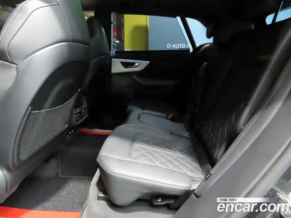 Audi Q8 2025 3.0 автомат (гидро), фото 7