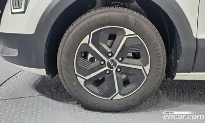 Kia Niro 2026 1.6 автомат (гидро), миниатюра 5