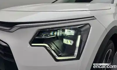 Kia Niro 2026 1.6 автомат (гидро), миниатюра 8