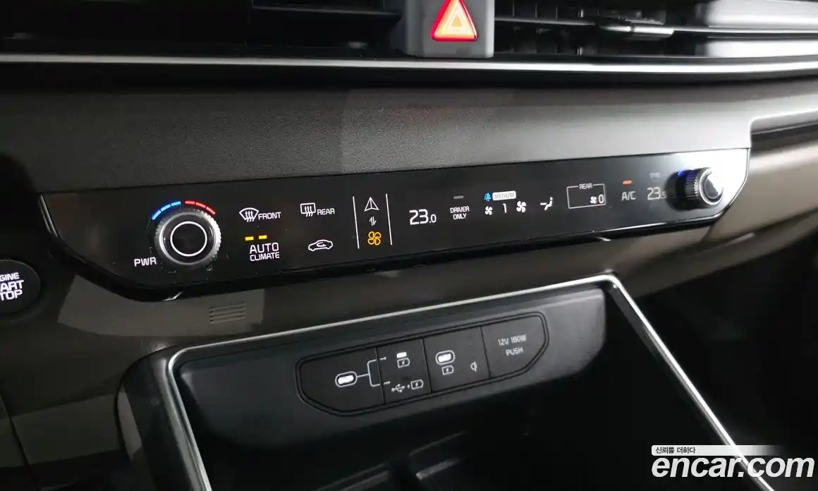 Kia Carnival 2024 1.6 автомат (гидро), фото 22